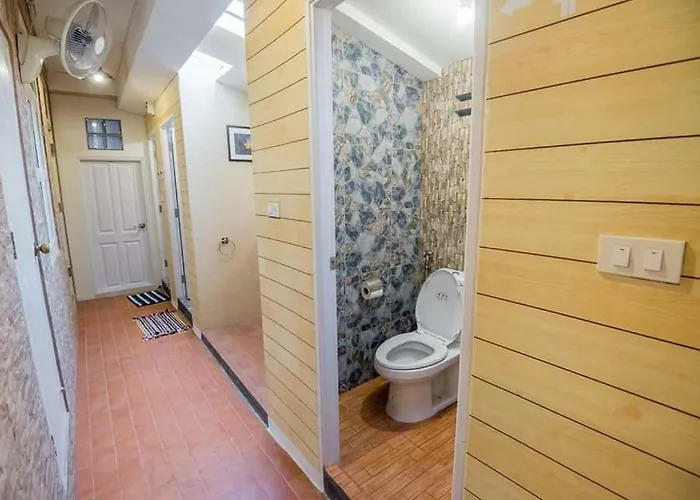 T Smy House *
